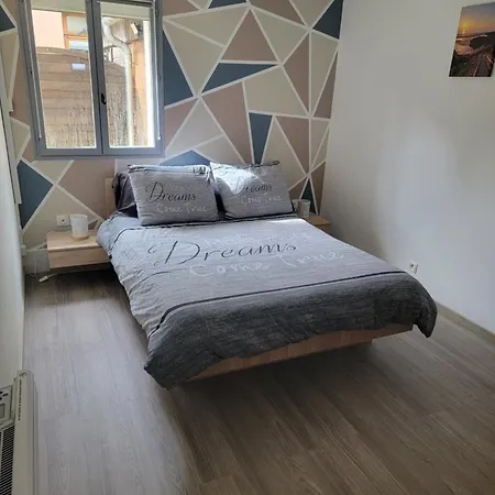 Holiday home Maison Cocooning 5 Pers Proche & Terrasse *